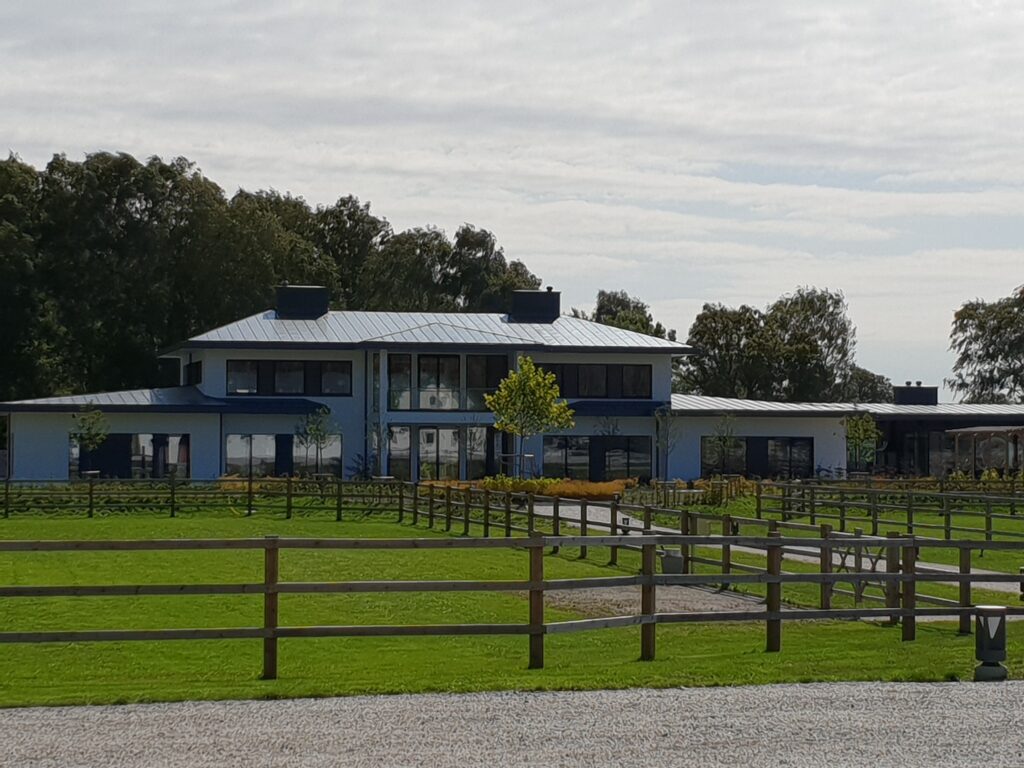 Från skog till färdig gård utanför Landskrona